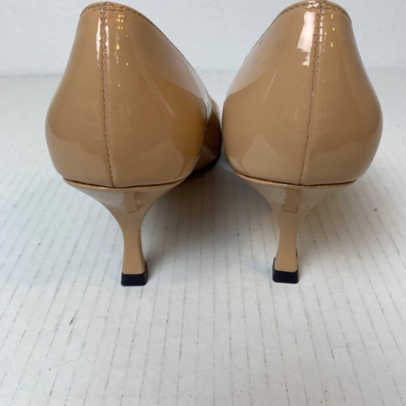 Stuart Weitzman Kitten Pump Size 5M Nude/Tan Patent Leather Made In Spain Classy - Picture 4 of 11